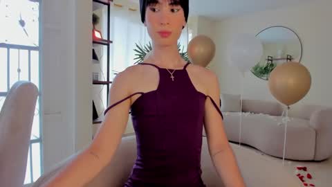 Einyel  online show from 02.21.25