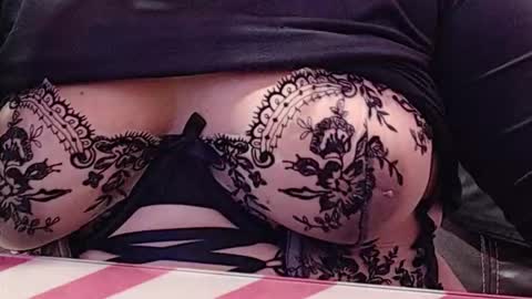 Eirene online show from 10.12.25