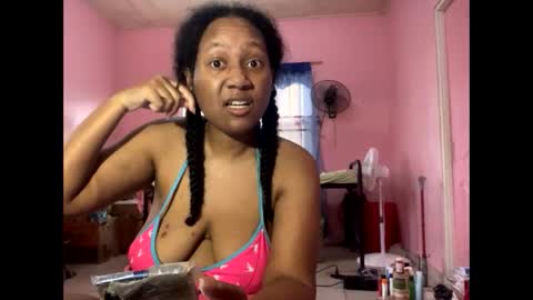 Eirondra Valeen online show from 03.29.26