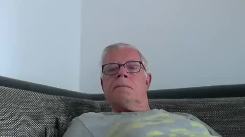 Snapshot of eisbaer1957 chatting on 05.24.26 eisbaer1957 online show from 05.24.26