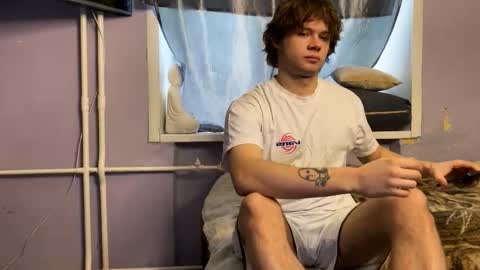 Snapshot of eitanhere chatting on 02.10.26 Eitan online show from 02.10.26