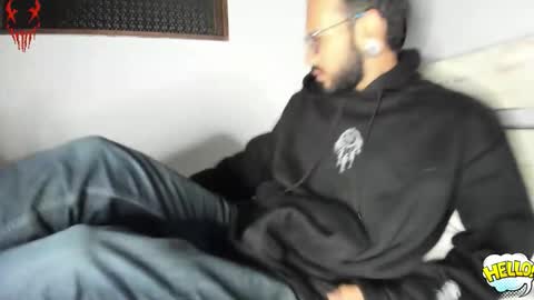 Snapshot of eithan_rune chatting on 01.12.26 eithan_rune online show from 01.12.26