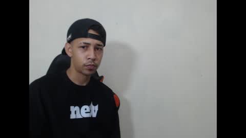 Instagram BelowAbajo online show from 05.22.26