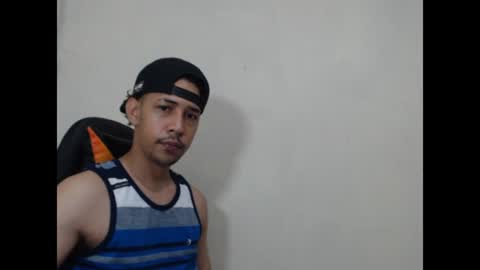 Snapshot of el_menor chatting on 06.16.26 Instagram BelowAbajo online show from 06.16.26