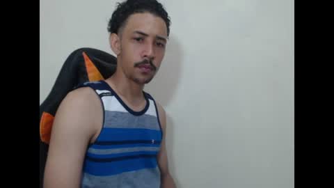 Snapshot of el_menor chatting on 07.29.26 Instagram BelowAbajo online show from 07.29.26