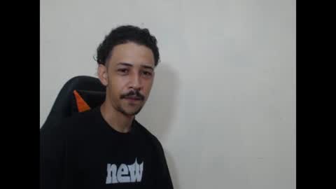 Snapshot of el_menor chatting on 07.31.26 Instagram BelowAbajo online show from 07.31.26