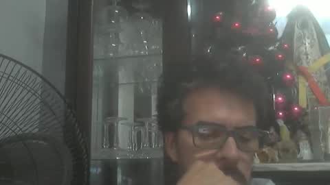 Snapshot of el_principe_veryhot chatting on 05.30.26 el_principe_veryhot online show from 05.30.26