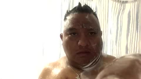 Snapshot of el_santo18 chatting on 12.22.24 Santos online show from 12.22.24
