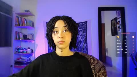 Ela  Help me reach 100 thumbs up online show from 03.23.26