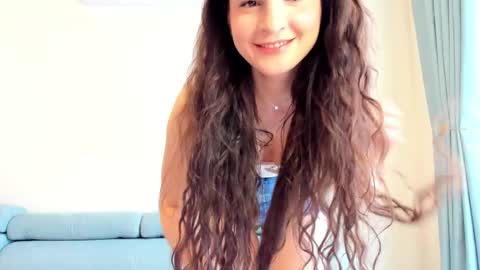 Snapshot of elaanna chatting on 02.28.25 Ela online show from 02.28.25