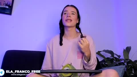 Snapshot of elaia_franc chatting on 04.27.26 Elaia franco online show from 04.27.26