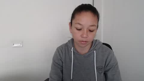 Snapshot of elaine_cooper_21 chatting on 09.15.25 Eli online show from 09.15.25