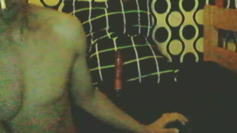 Snapshot of elallstar98 chatting on 09.28.25 elallstar98 online show from 09.28.25