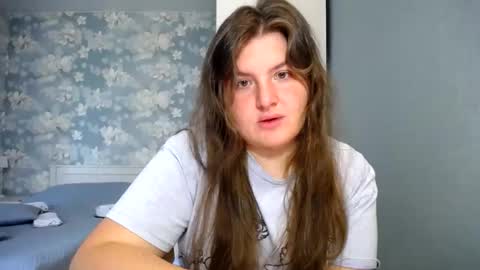 Snapshot of elanis_blair chatting on 05.28.26 Elanis online show from 05.28.26