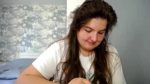 Snapshot of elanis_blair chatting on 06.09.26 Elanis online show from 06.09.26