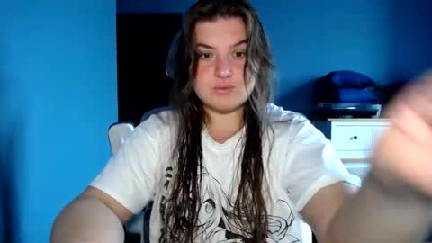 Snapshot of elanis_blair chatting on 07.20.26 Elanis online show from 07.20.26