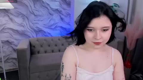 Snapshot of elara_irving chatting on 07.20.26 Elly online show from 07.20.26