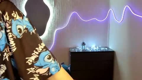 Snapshot of elastikiss chatting on 02.27.26 elastikiss online show from 02.27.26