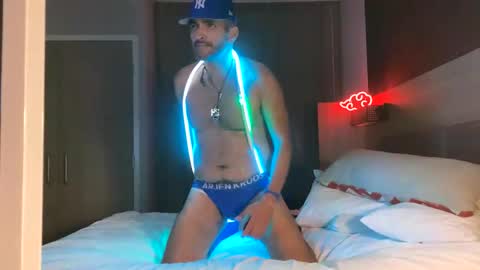 Armando online show from 10.22.25
