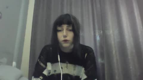 Snapshot of elaynetanton chatting on 06.23.26 Lia online show from 06.23.26