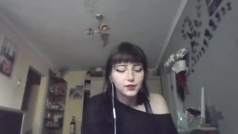 Snapshot of elaynetanton chatting on 06.26.26 Lia online show from 06.26.26