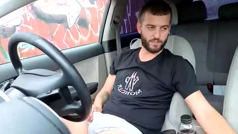 Snapshot of elchapoguzman95 chatting on 09.10.25 elchapoguzman95 online show from 09.10.25