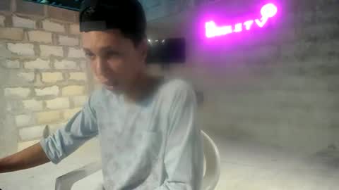 Snapshot of elchicletv chatting on 01.05.25 El CHICLE TV - SHOW online show from 01.05.25