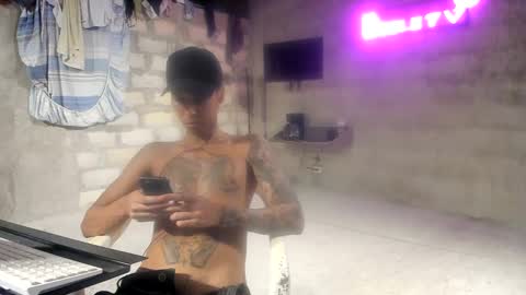 Snapshot of elchicletv chatting on 01.10.25 El CHICLE TV - SHOW online show from 01.10.25