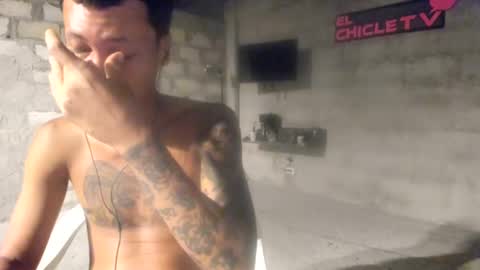 Snapshot of elchicletv chatting on 01.22.25 El CHICLE TV - SHOW online show from 01.22.25