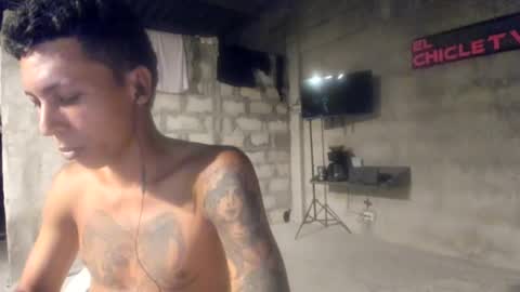 Snapshot of elchicletv chatting on 02.06.25 El CHICLE TV - SHOW online show from 02.06.25