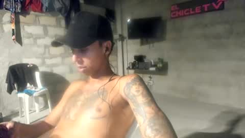 Snapshot of elchicletv chatting on 02.12.25 El CHICLE TV - SHOW online show from 02.12.25