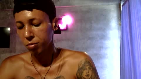 Snapshot of elchicletv chatting on 02.22.25 El CHICLE TV - SHOW online show from 02.22.25