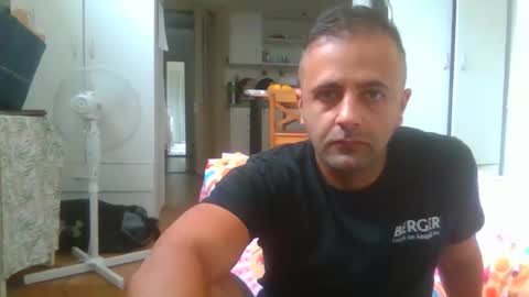 daniel18cmx online show from 11.25.25