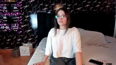 Elecktra online show from 10.15.25