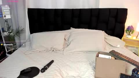 Elecktra online show from 11.19.25