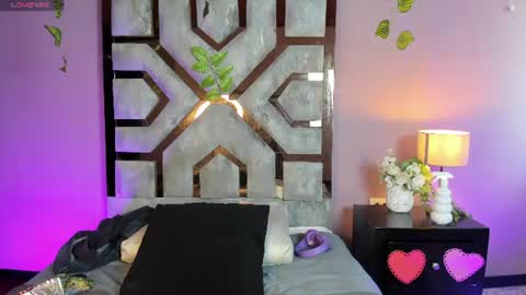 Snapshot of electra_gosselin chatting on 06.26.26 electra_gosselin online show from 06.26.26