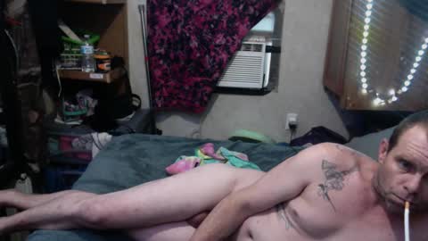 Snapshot of elegantdeviance69 chatting on 12.06.24 ElegantDeviance69 online show from 12.06.24