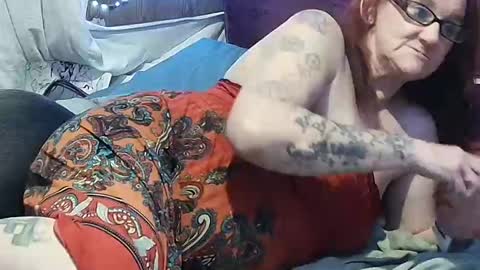 Snapshot of elegantdeviance69 chatting on 01.25.25 ElegantDeviance69 online show from 01.25.25