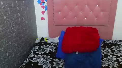 Snapshot of elektra_doll chatting on 06.30.26 elektra_doll online show from 06.30.26