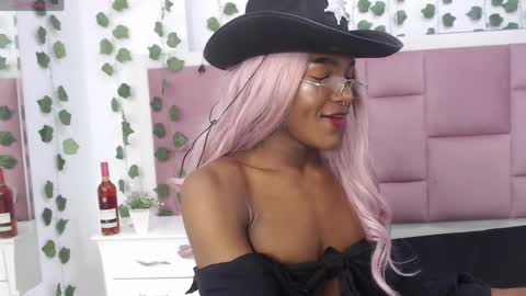 Snapshot of elektraqueen1 chatting on 05.29.26 LUISA online show from 05.29.26