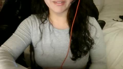 Snapshot of elena_sweethearts chatting on 02.02.25 Elenasweetass online show from 02.02.25