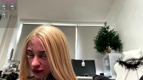 Mia online show from 04.09.26