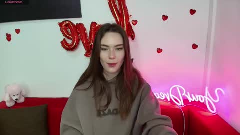 Snapshot of elenaoconar chatting on 03.11.25 elenaoconar online show from 03.11.25