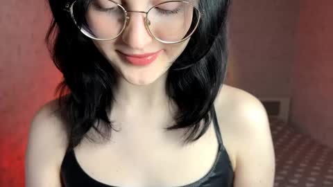 Snapshot of eleniswackhammer chatting on 05.12.26 Annie PVT IS OPEN online show from 05.12.26