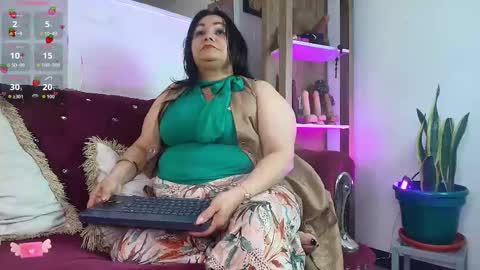 elenna_boobs_ online show from 02.04.26