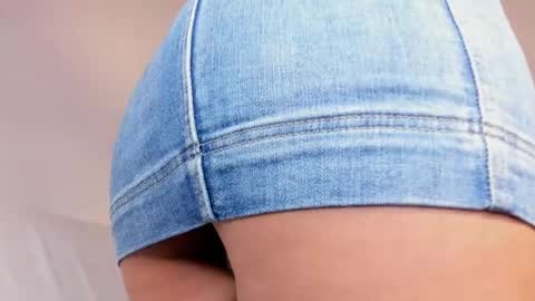 Elena  online show from 04.09.26