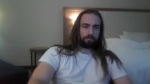 Snapshot of elephantfox chatting on 02.04.25 fox online show from 02.04.25