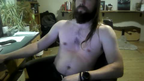 Snapshot of elephantfox chatting on 10.06.25 fox online show from 10.06.25