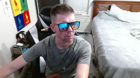 Walker online show from 10.28.25