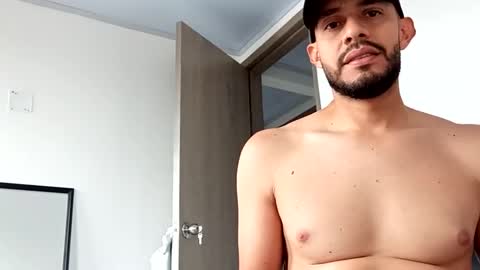 Snapshot of elferjuan1310 chatting on 03.15.26 elferjuan1310 online show from 03.15.26